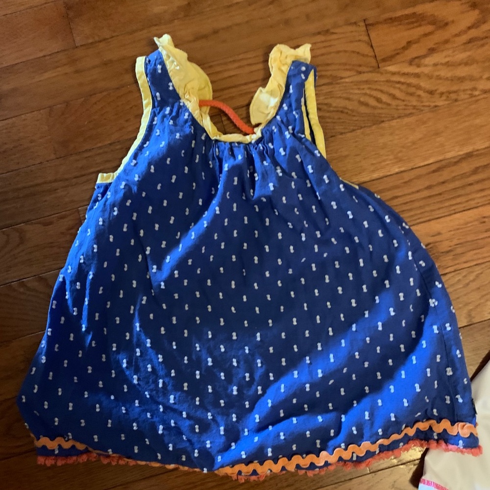Sz 6 girls top